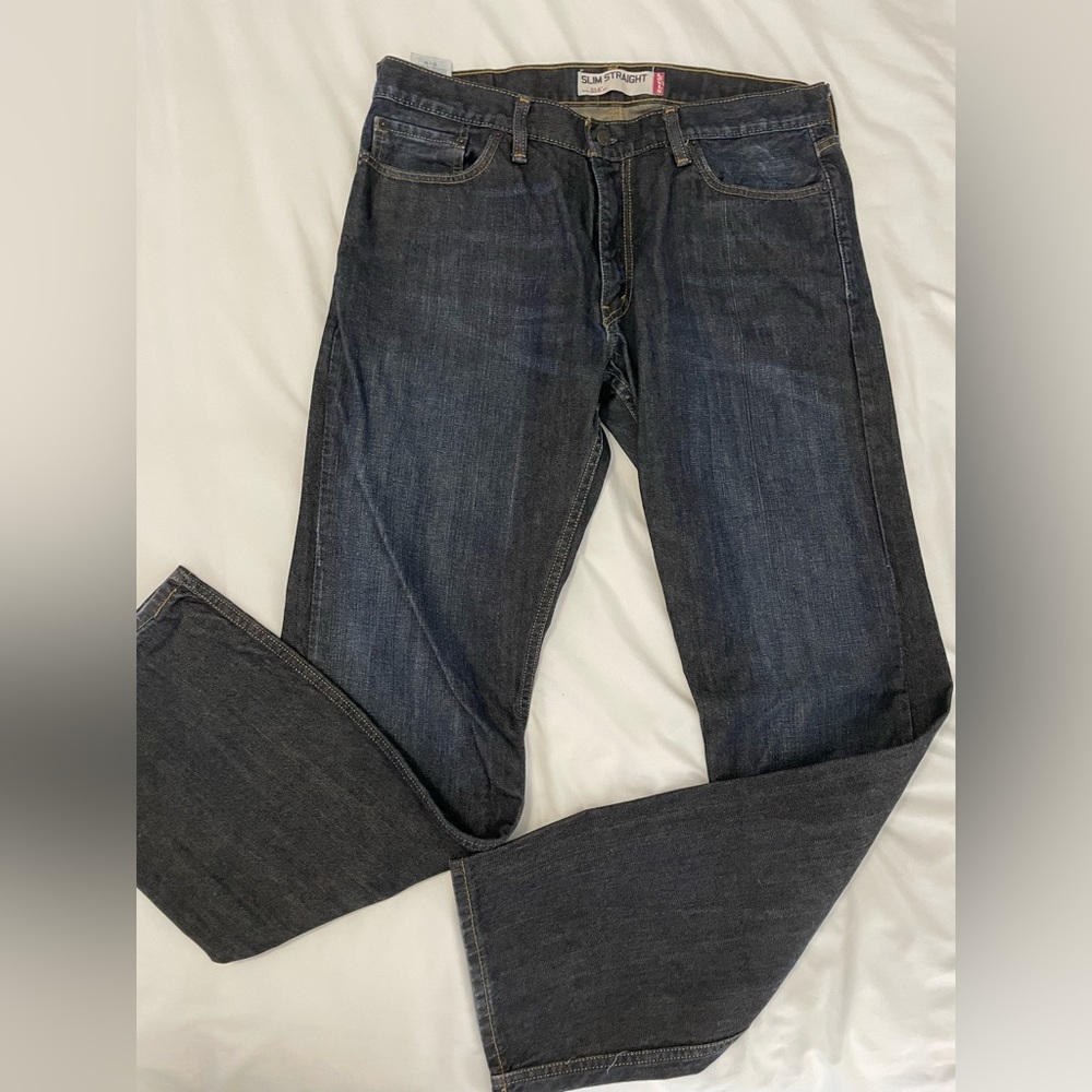 Levi’s Slim Straight Leg Jeans